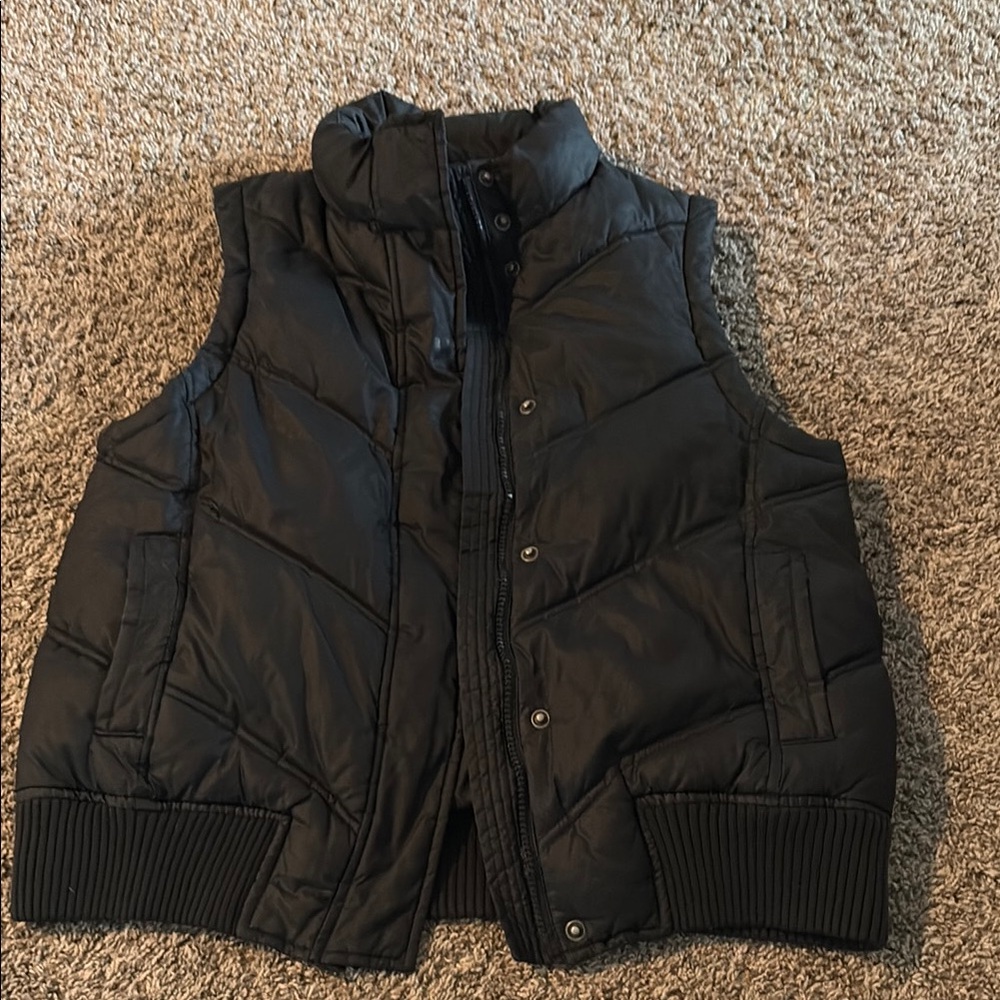 Woman’s Black Puffer Vest